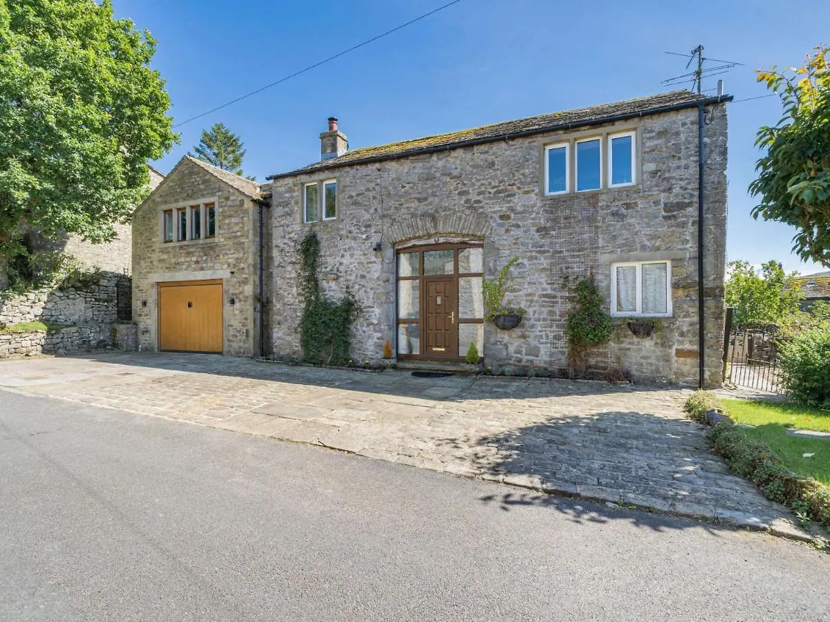 4 Bed Property In Starbotton 89095